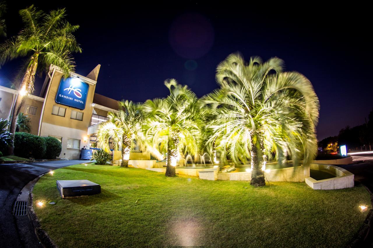 Gandini Hotel Itu Exterior foto